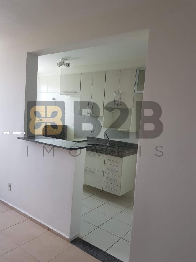 Apartamento à venda com 2 quartos, 46m² - Foto 3