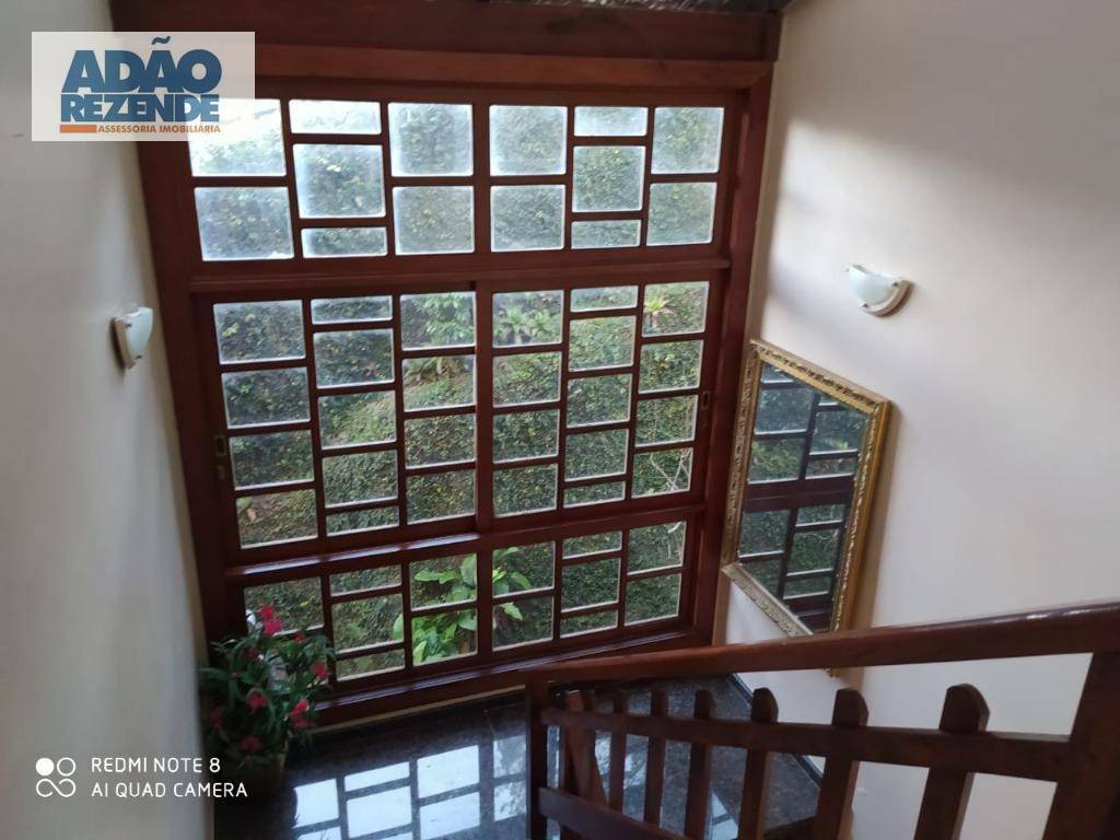 Casa de Condomínio à venda com 4 quartos, 345m² - Foto 15