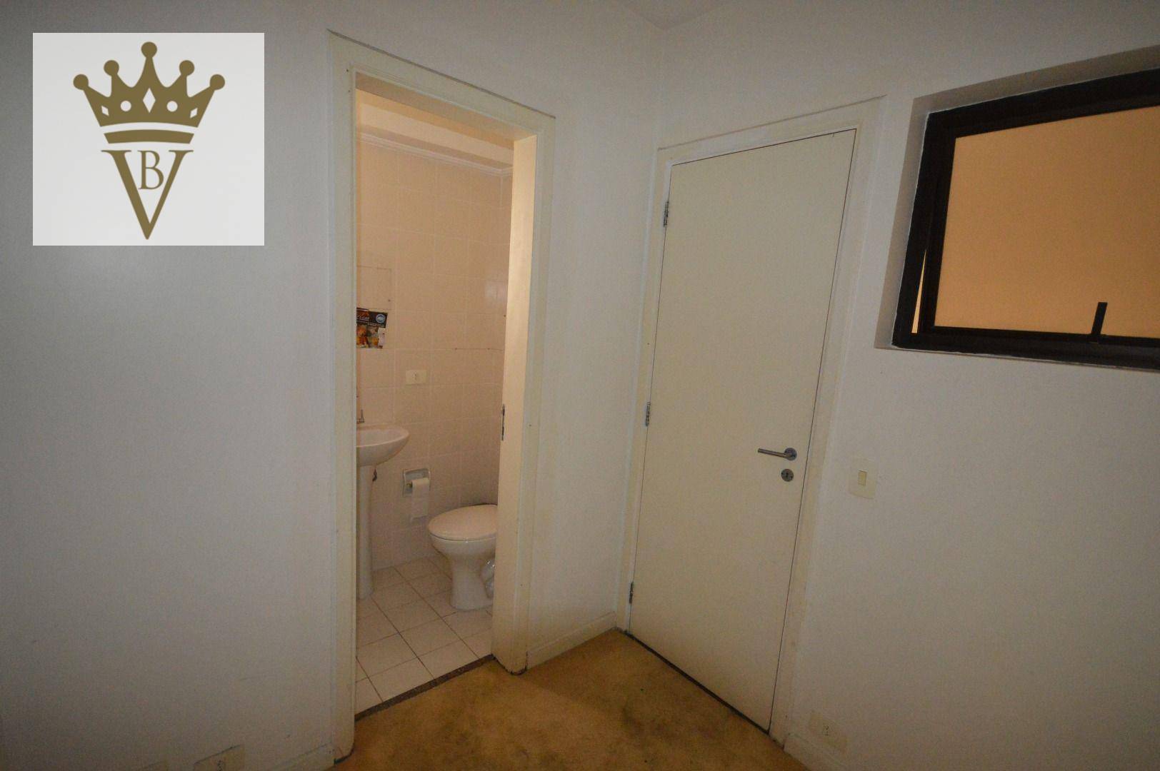 Apartamento à venda com 4 quartos, 196m² - Foto 17