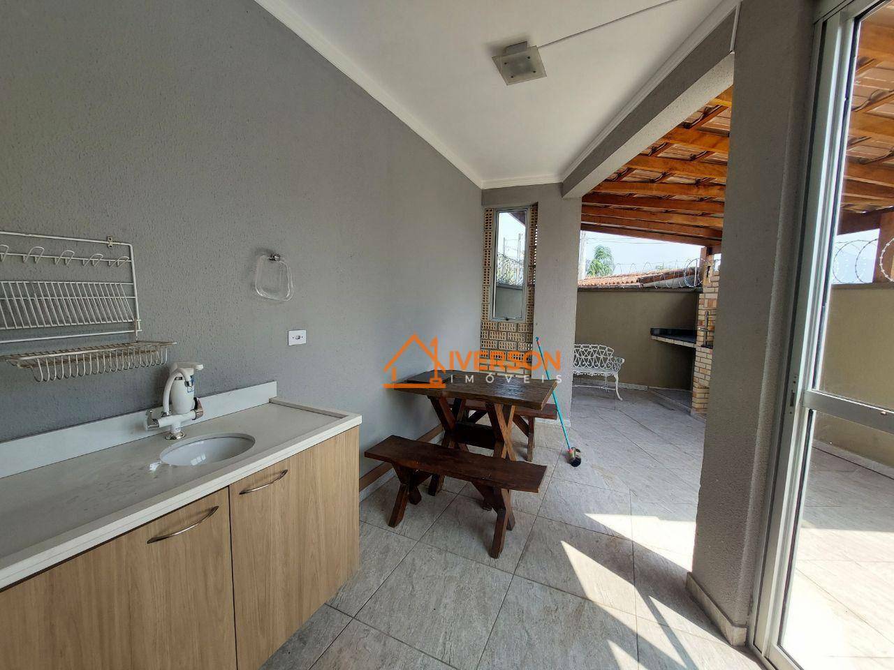 Casa à venda e aluguel com 2 quartos, 80m² - Foto 10