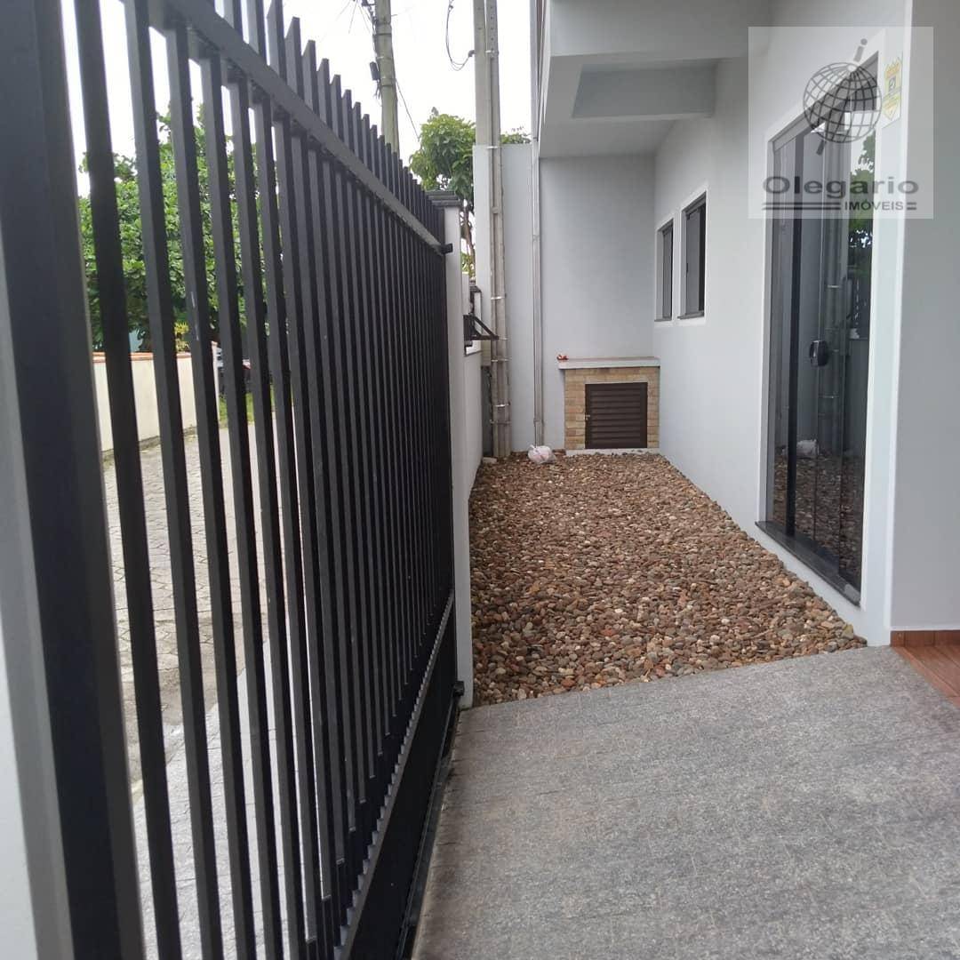 Casa à venda com 4 quartos, 240m² - Foto 6