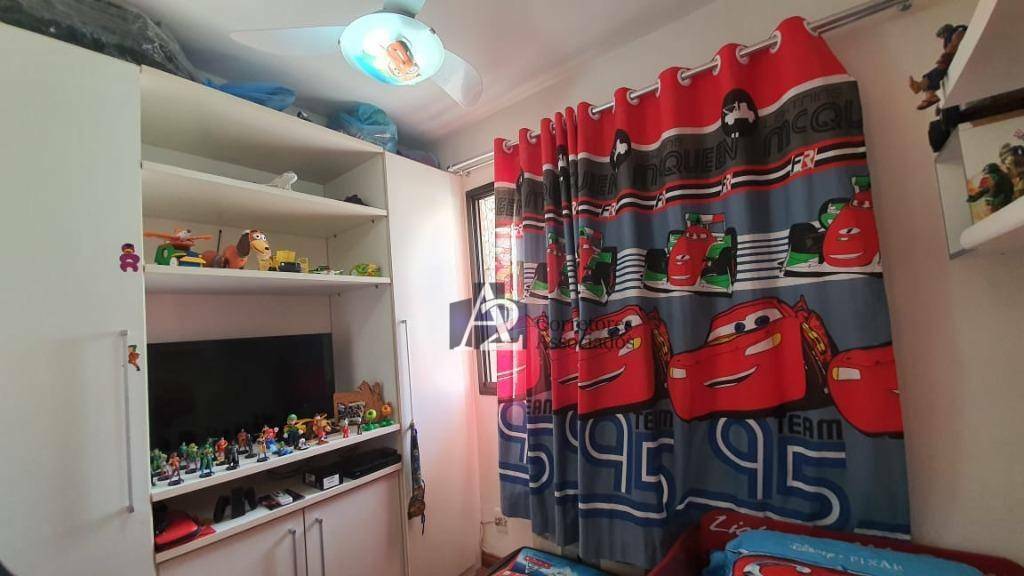 Apartamento à venda com 3 quartos, 77m² - Foto 33