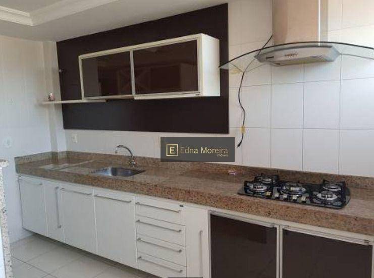 Apartamento à venda com 2 quartos, 103m² - Foto 4