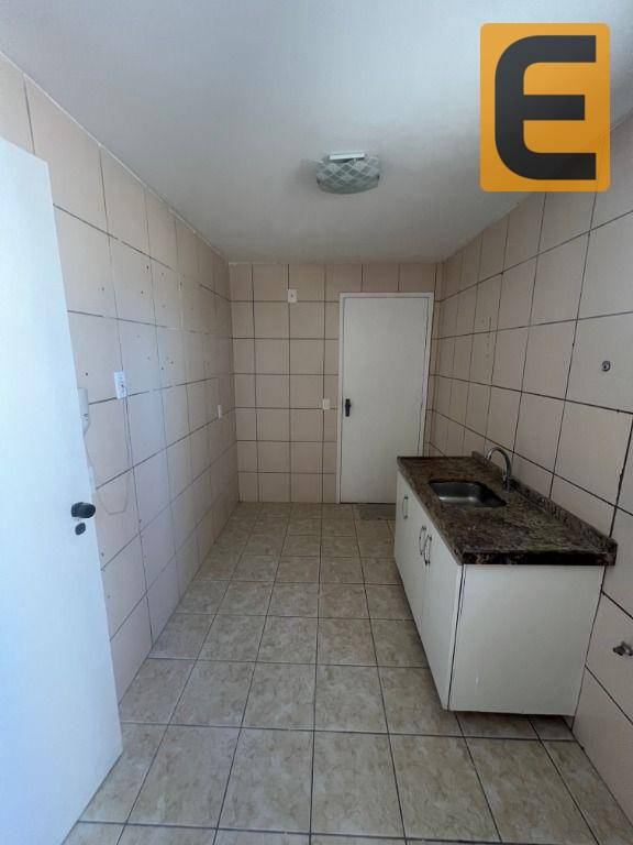 Apartamento à venda com 2 quartos, 87m² - Foto 13