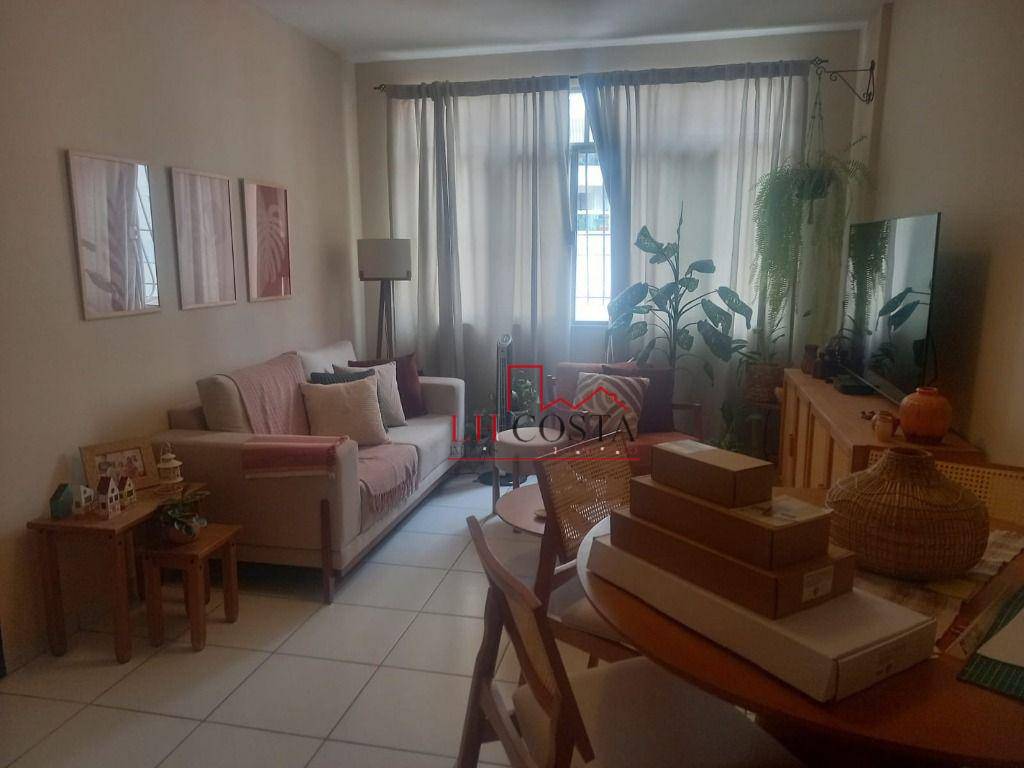 Apartamento à venda com 3 quartos, 120m² - Foto 1