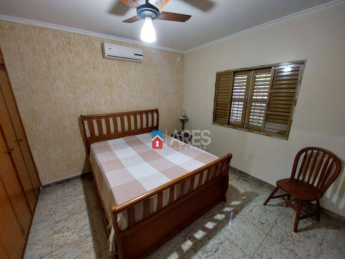 Casa à venda com 3 quartos, 217m² - Foto 29