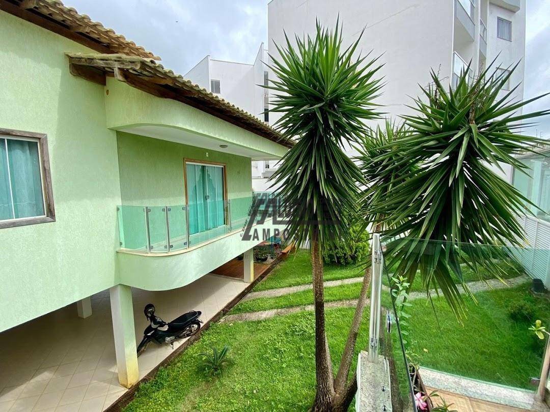 Casa à venda com 3 quartos, 340m² - Foto 3