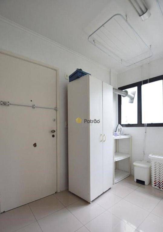 Apartamento à venda com 3 quartos, 136m² - Foto 26