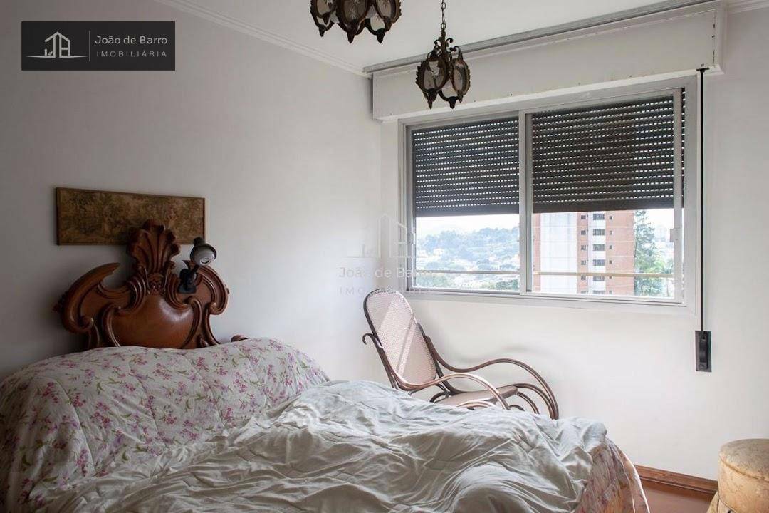 Apartamento à venda com 3 quartos, 146m² - Foto 9