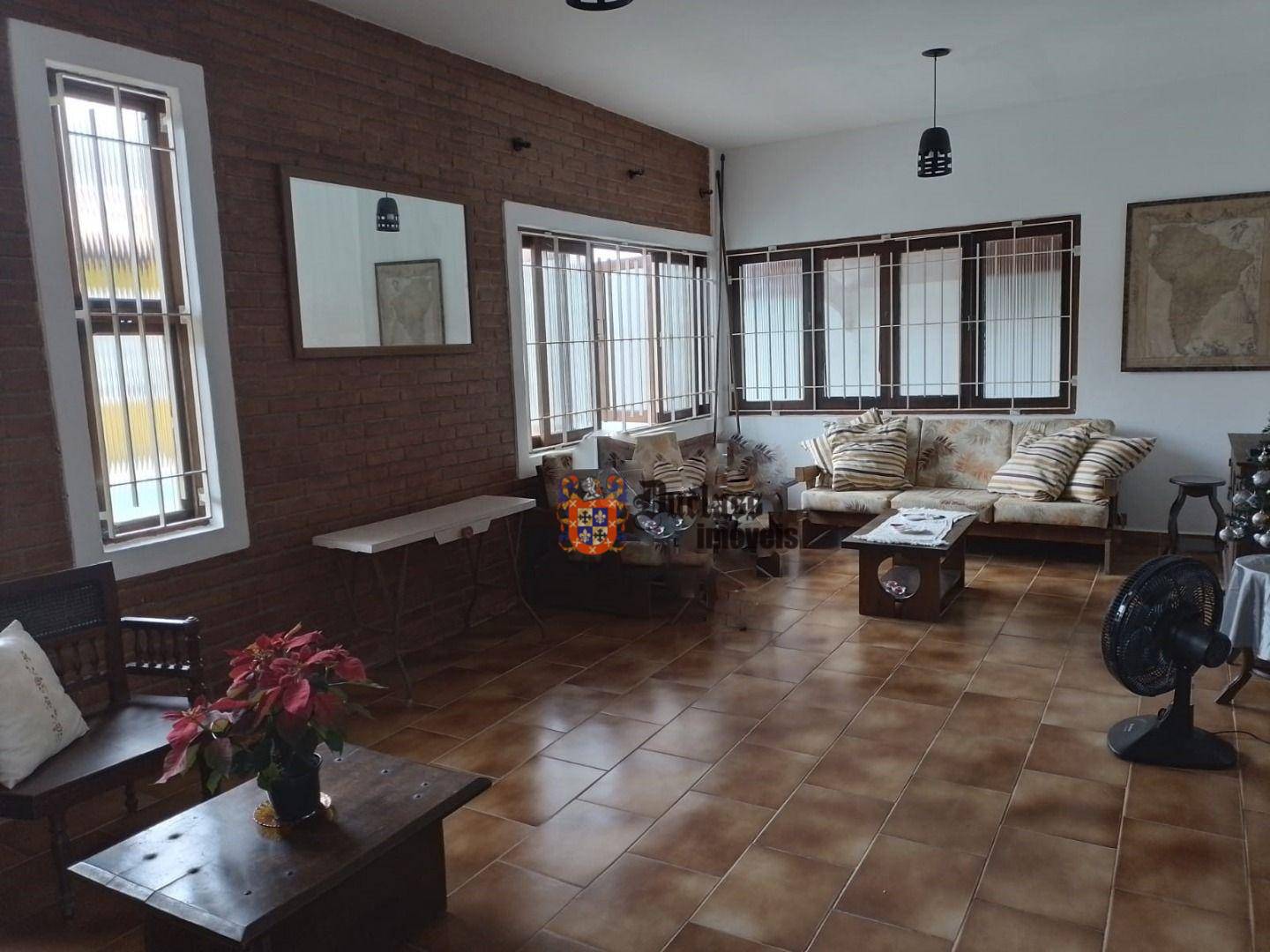 Casa à venda com 3 quartos, 125m² - Foto 9