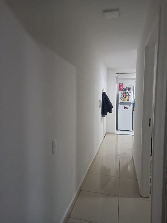 Apartamento à venda com 2 quartos, 45m² - Foto 3