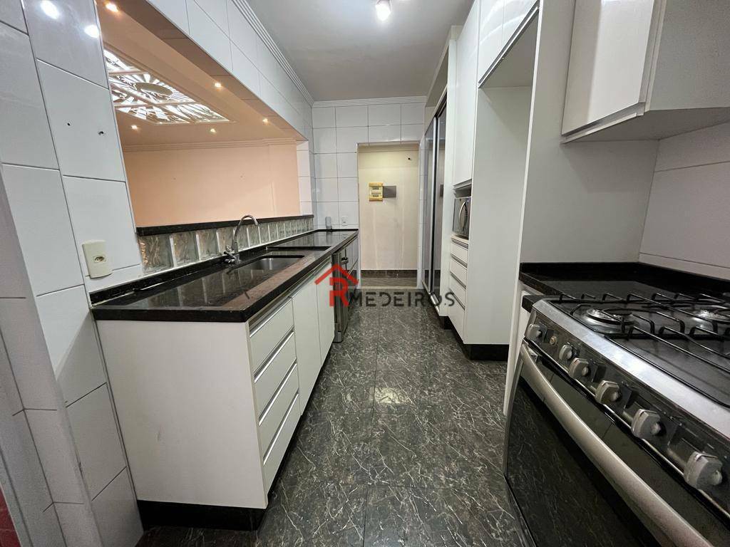 Apartamento à venda com 3 quartos, 97m² - Foto 10