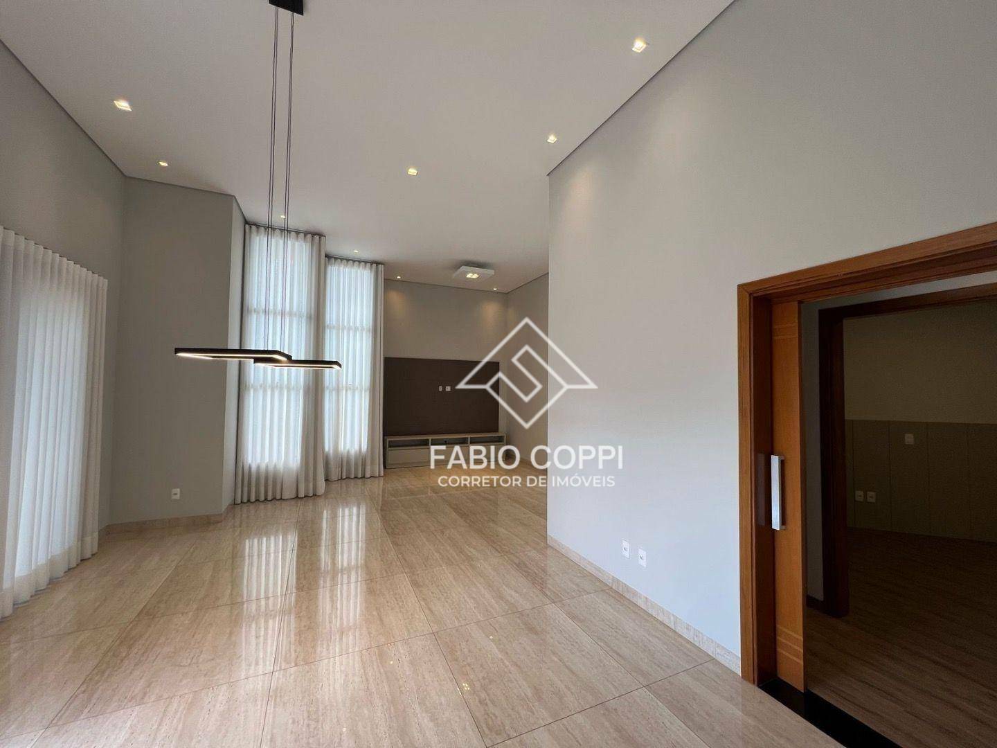 Casa de Condomínio à venda com 3 quartos, 222m² - Foto 4