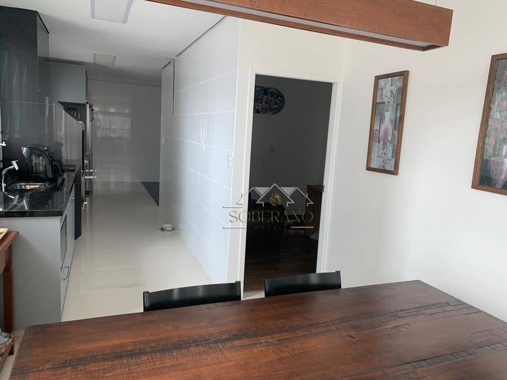 Apartamento à venda com 3 quartos, 150m² - Foto 11