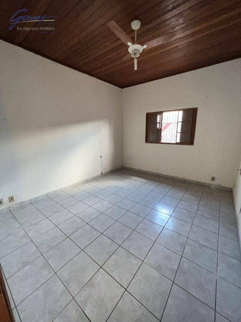 Casa à venda com 4 quartos, 190m² - Foto 6