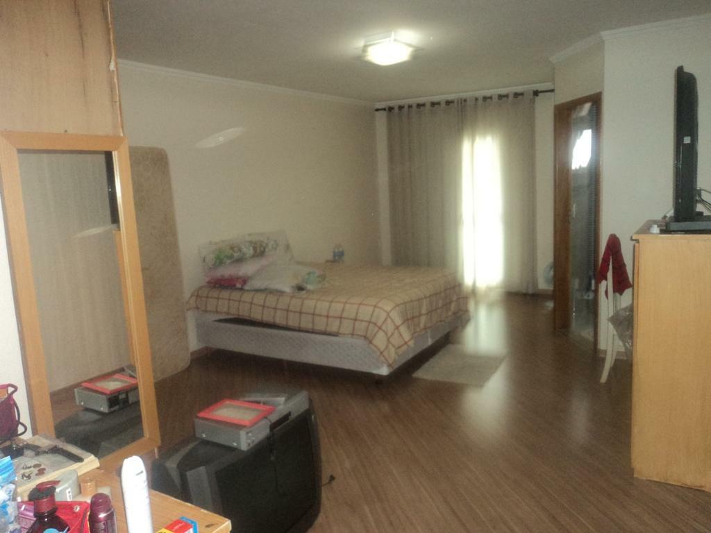 Sobrado à venda com 4 quartos, 333m² - Foto 2