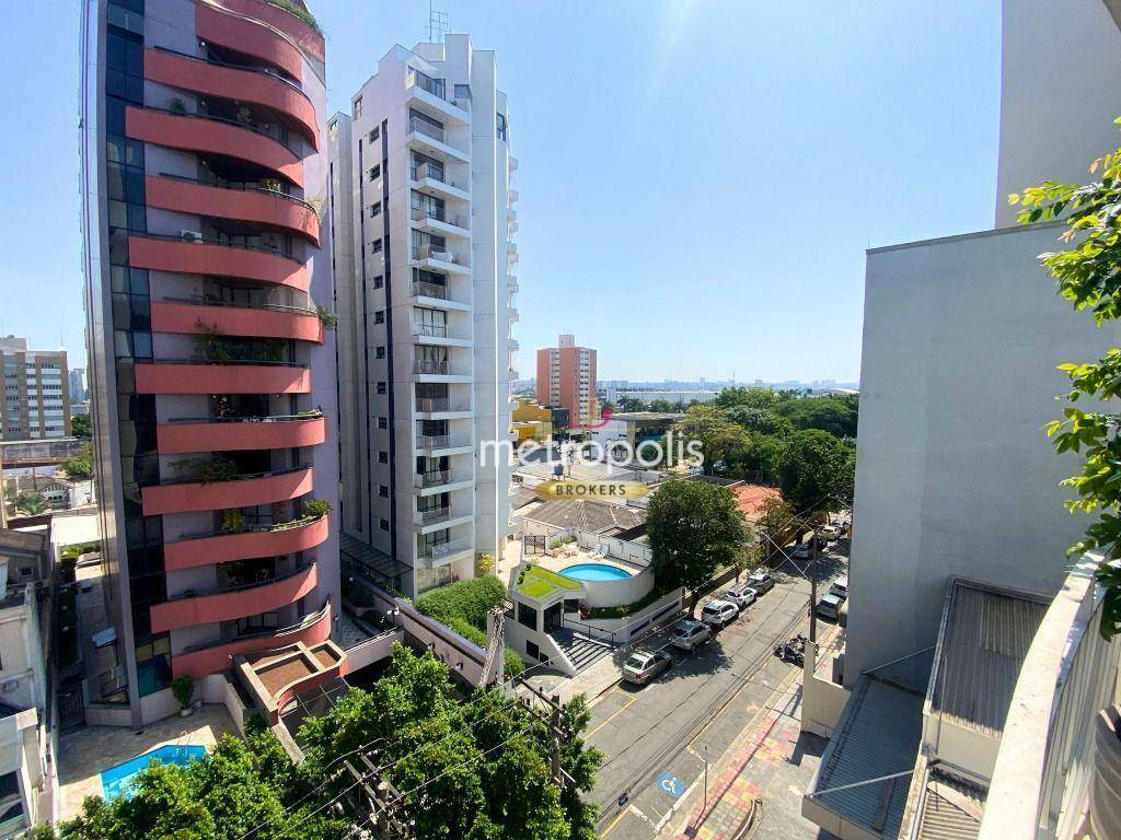 Apartamento à venda com 3 quartos, 240m² - Foto 9