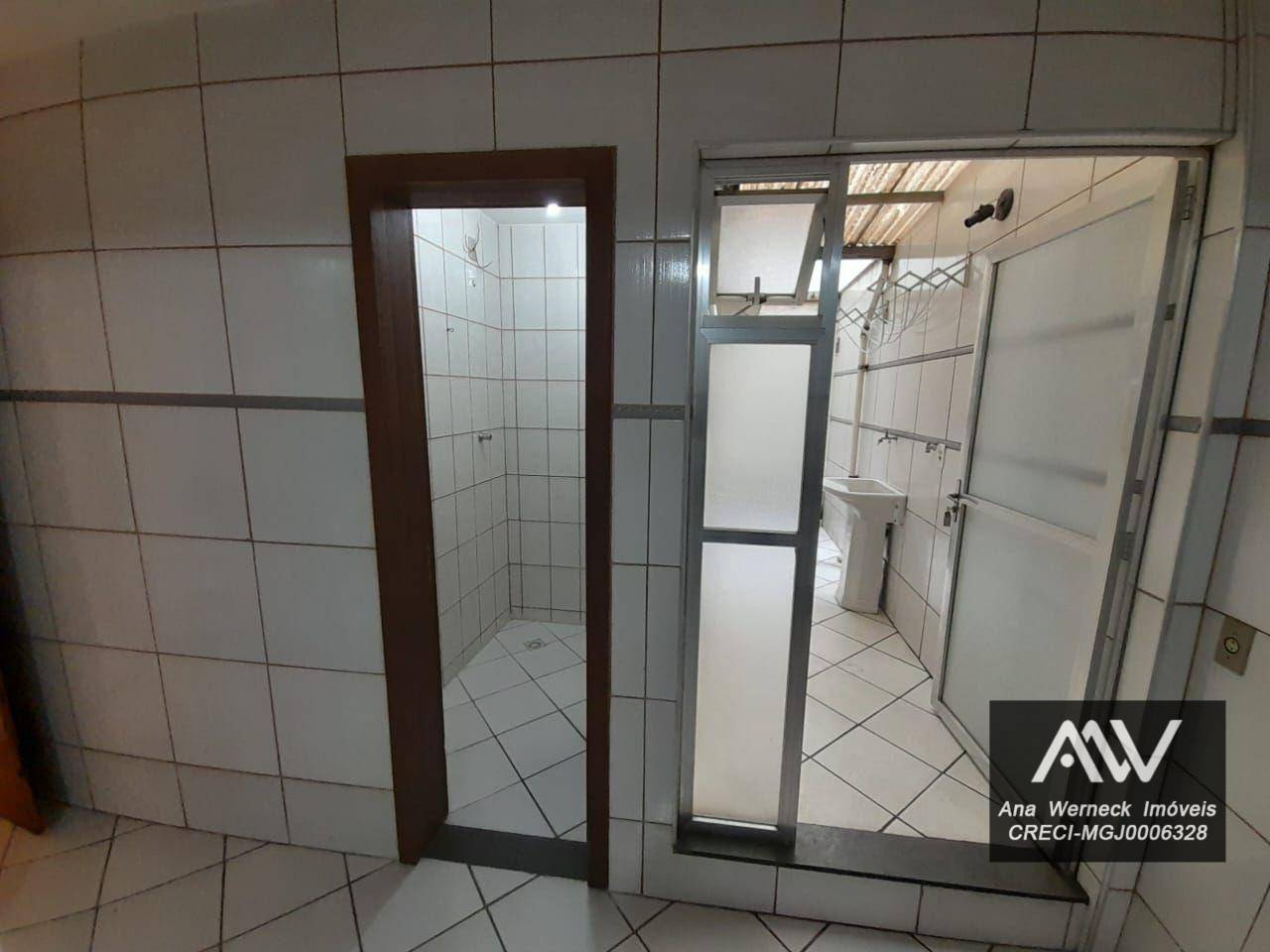 Apartamento à venda com 2 quartos, 67m² - Foto 14