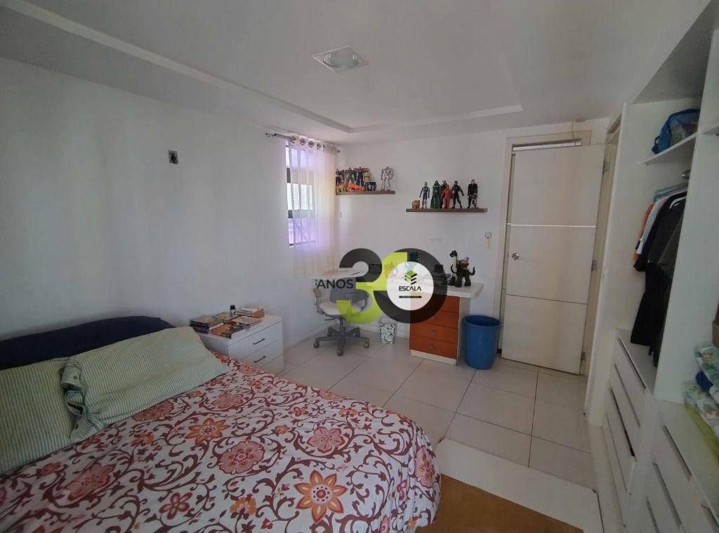 Cobertura à venda com 4 quartos, 400m² - Foto 17