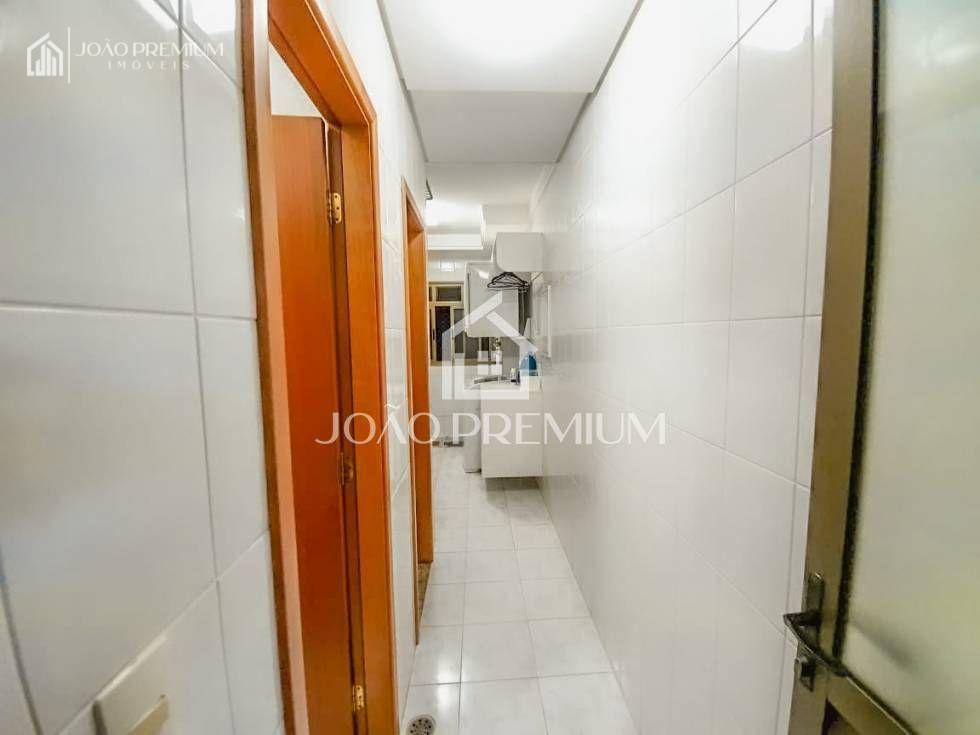 Apartamento à venda com 4 quartos, 203m² - Foto 7