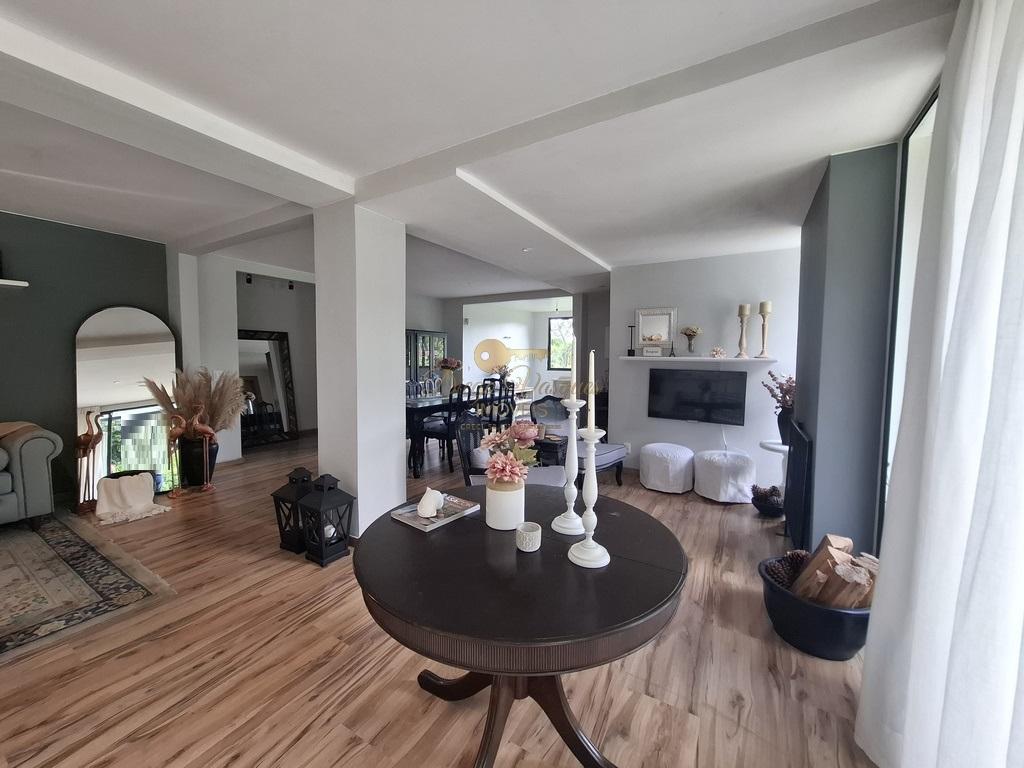 Casa à venda com 4 quartos, 2490m² - Foto 5