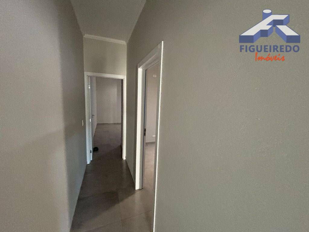 Casa à venda com 2 quartos, 75m² - Foto 27