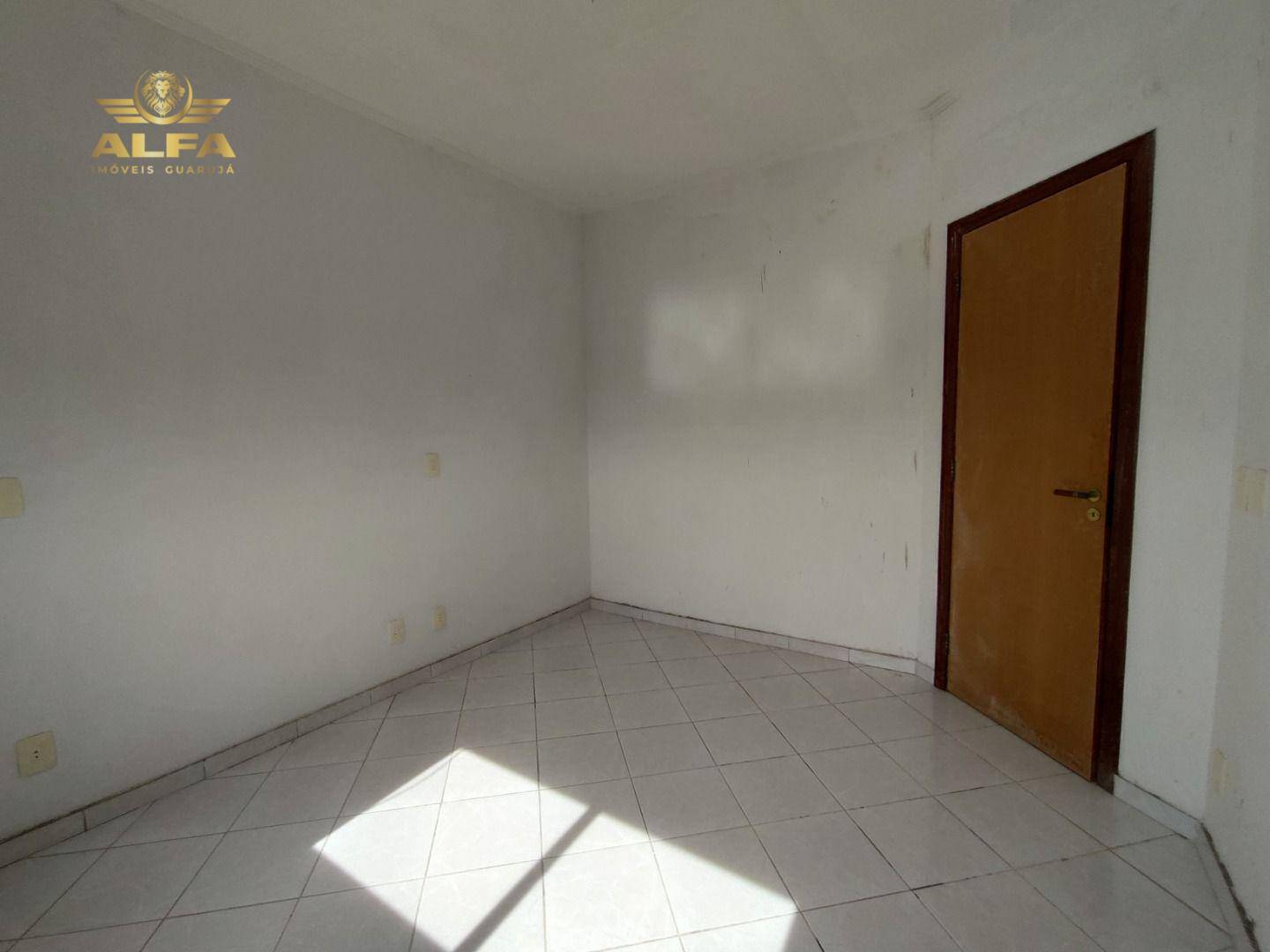 Apartamento à venda com 4 quartos, 240m² - Foto 17