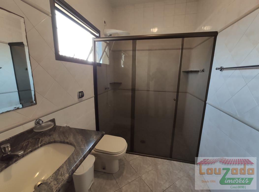 Sobrado à venda com 3 quartos, 310m² - Foto 13