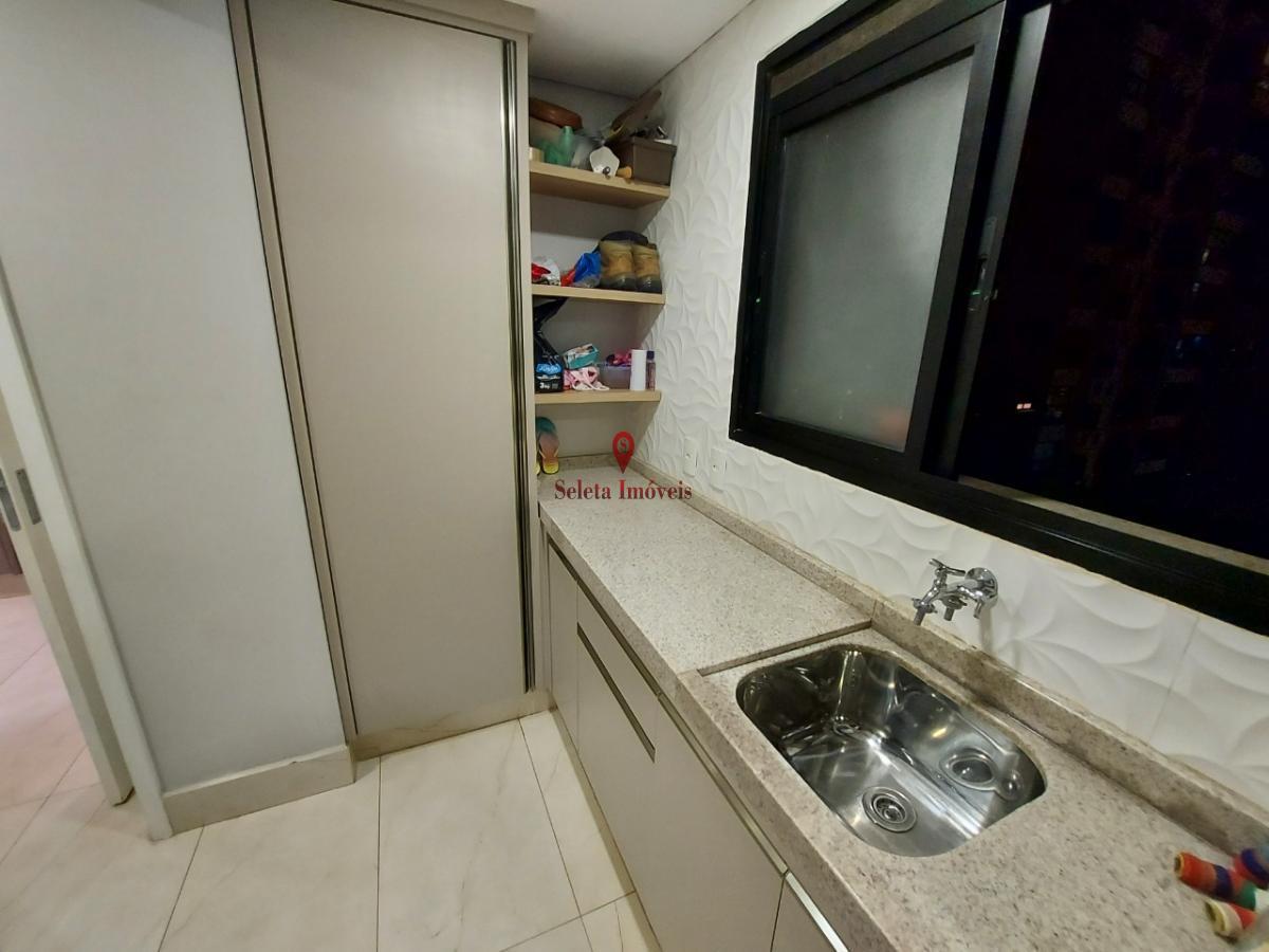 Apartamento à venda com 3 quartos, 118m² - Foto 35