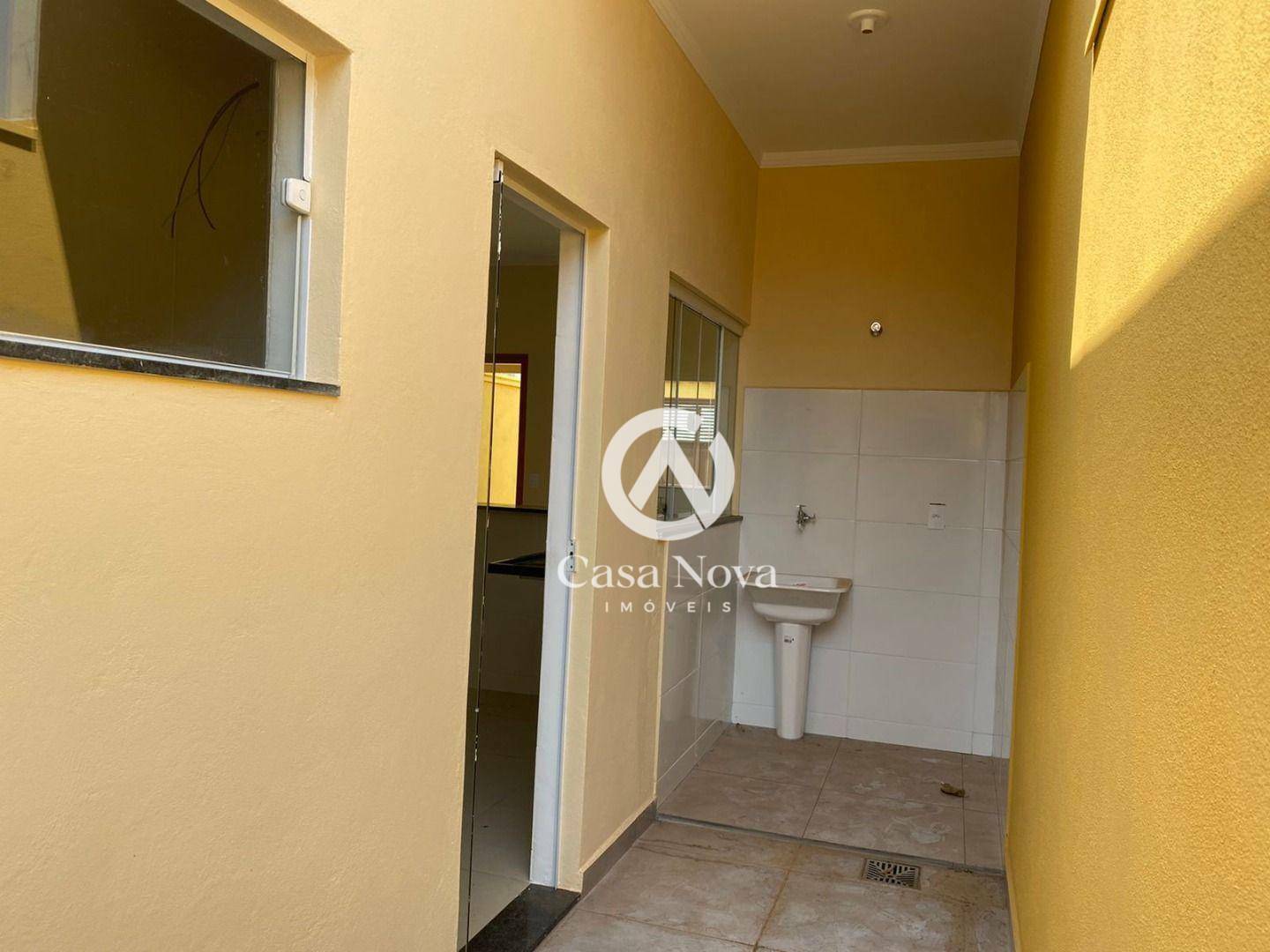 Casa à venda com 2 quartos, 67m² - Foto 18