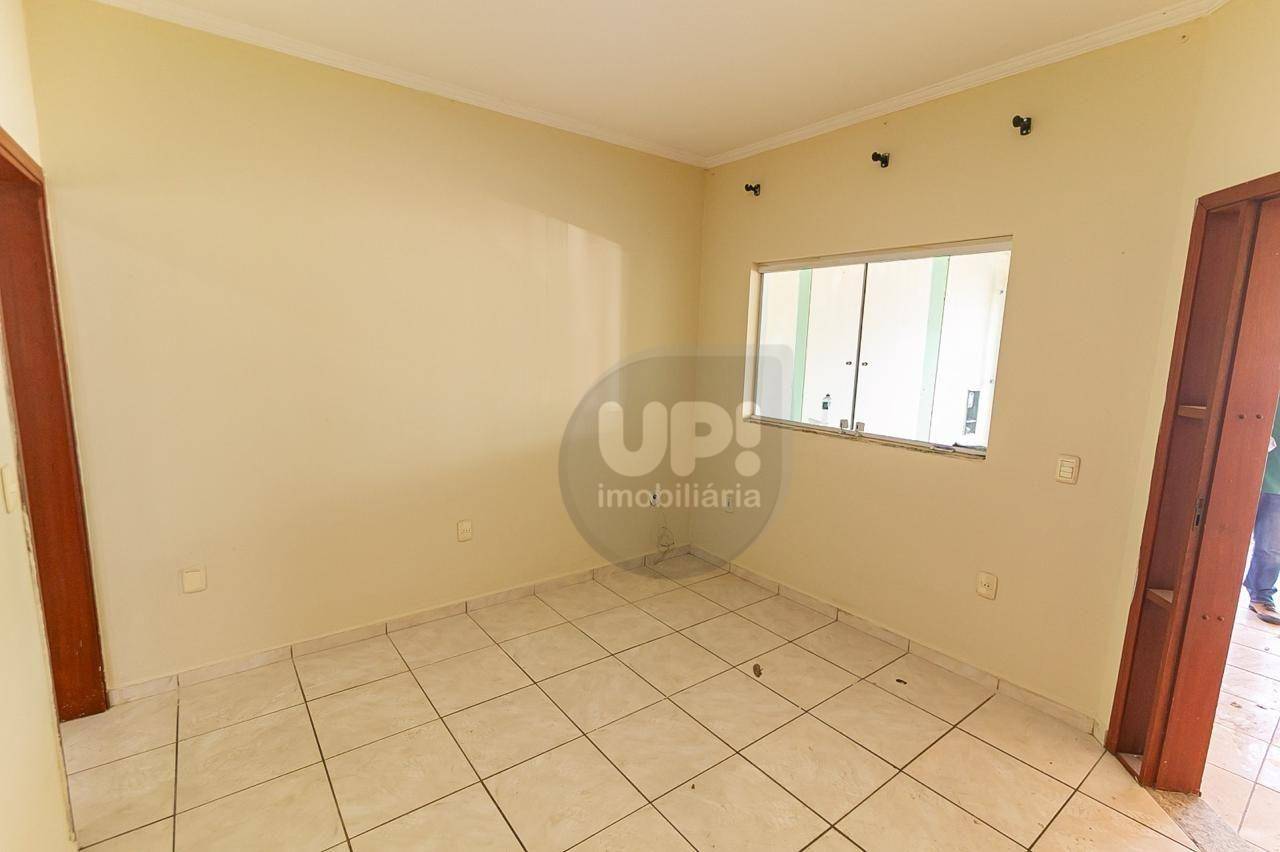 Casa à venda com 3 quartos, 103m² - Foto 4