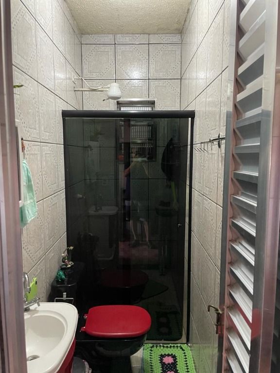 Casa à venda com 5 quartos, 200m² - Foto 19