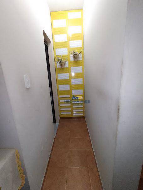 Casa à venda com 4 quartos, 150M2 - Foto 28