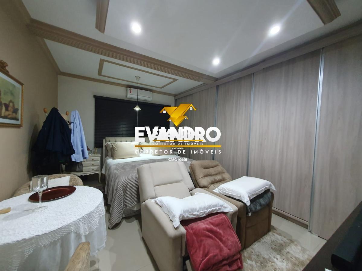 Casa à venda com 3 quartos, 600m² - Foto 10