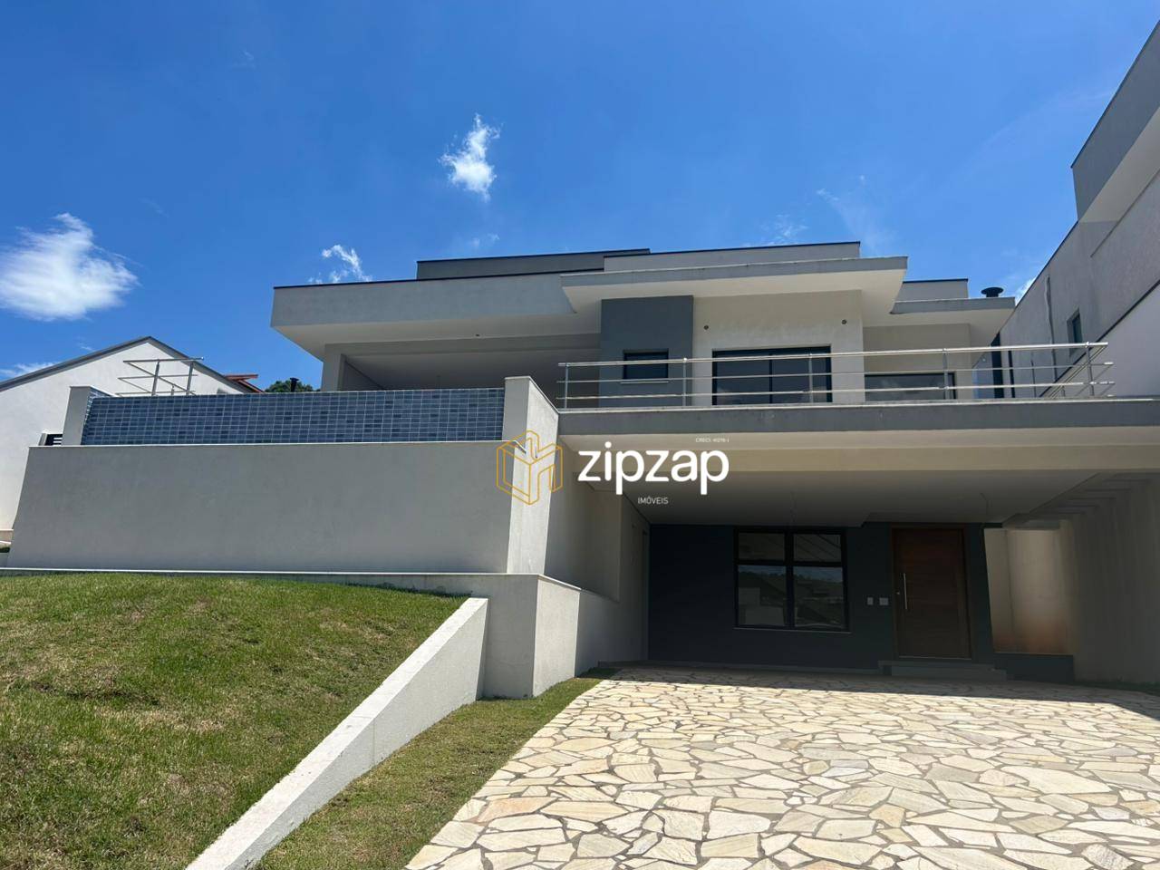 Casa, 3 quartos, 261 m² - Foto 1