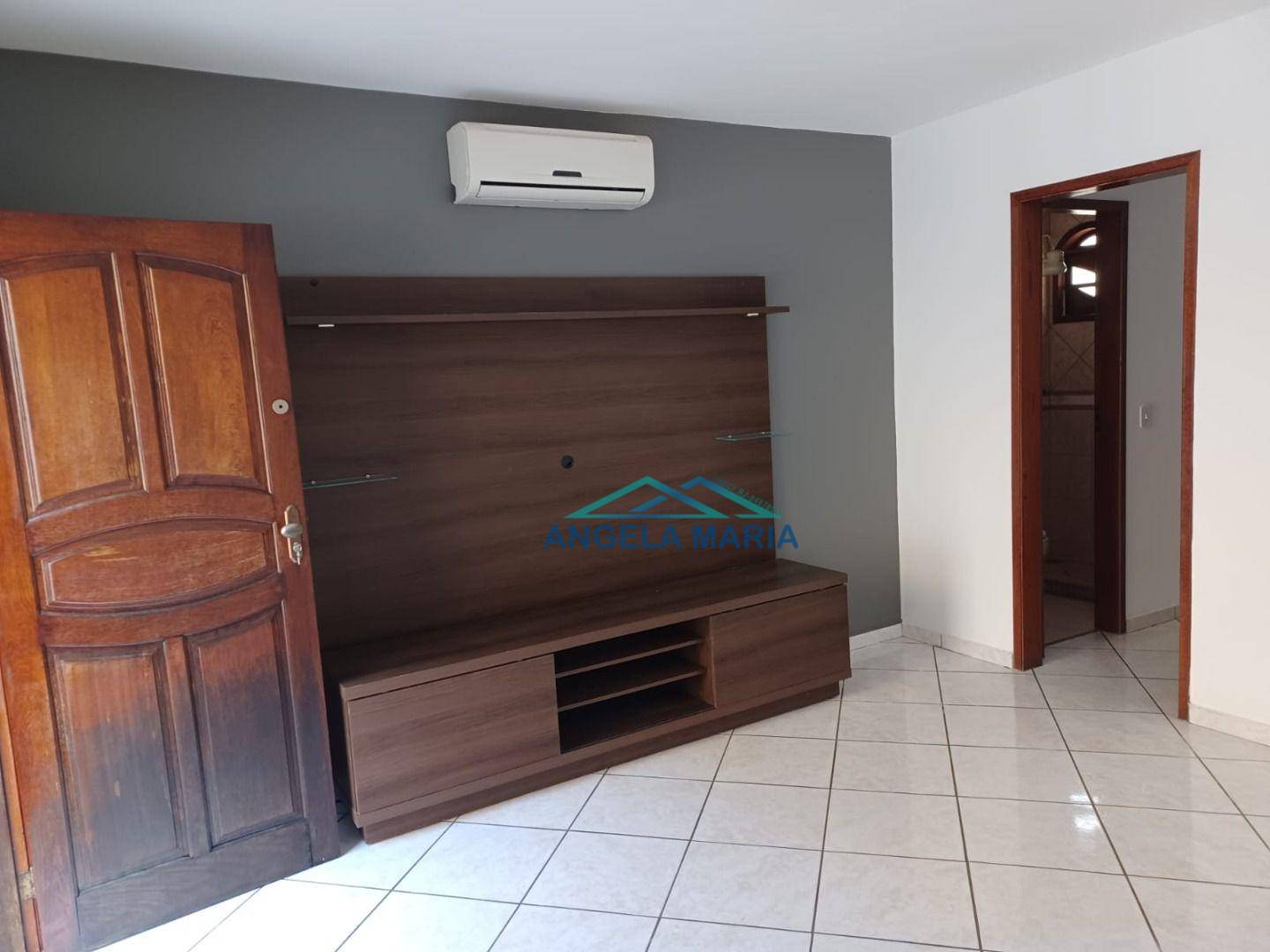 Casa à venda com 2 quartos, 105m² - Foto 3