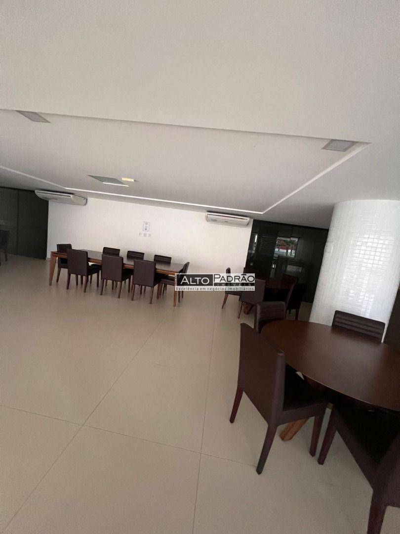 Apartamento à venda com 4 quartos, 234m² - Foto 18