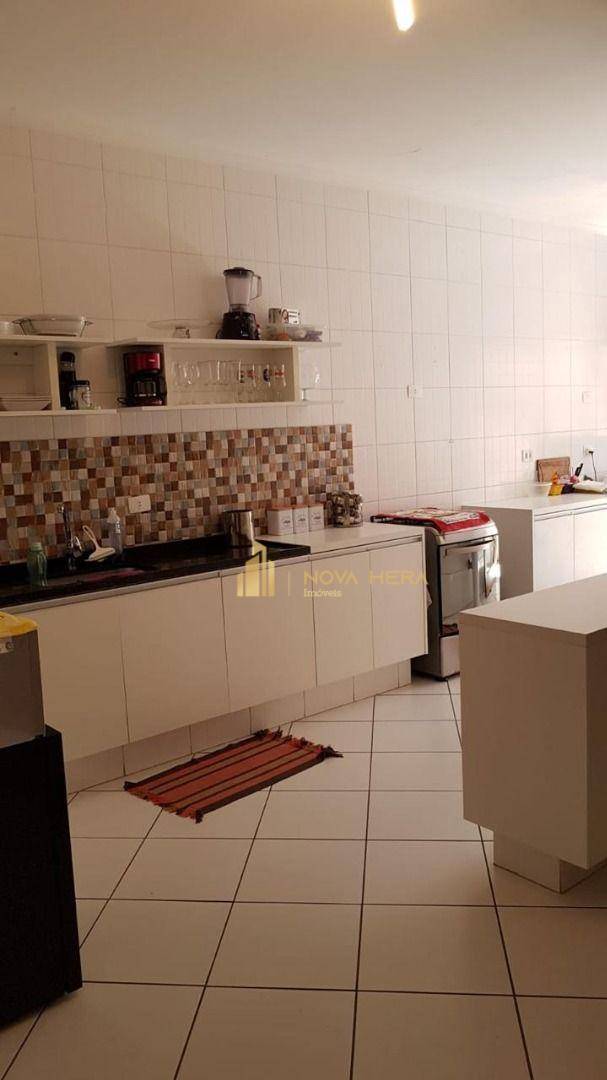 Sobrado à venda com 3 quartos, 291m² - Foto 6