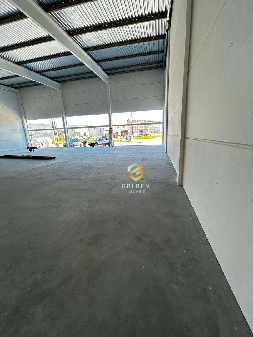 Depósito-Galpão-Armazém para alugar, 440m² - Foto 2