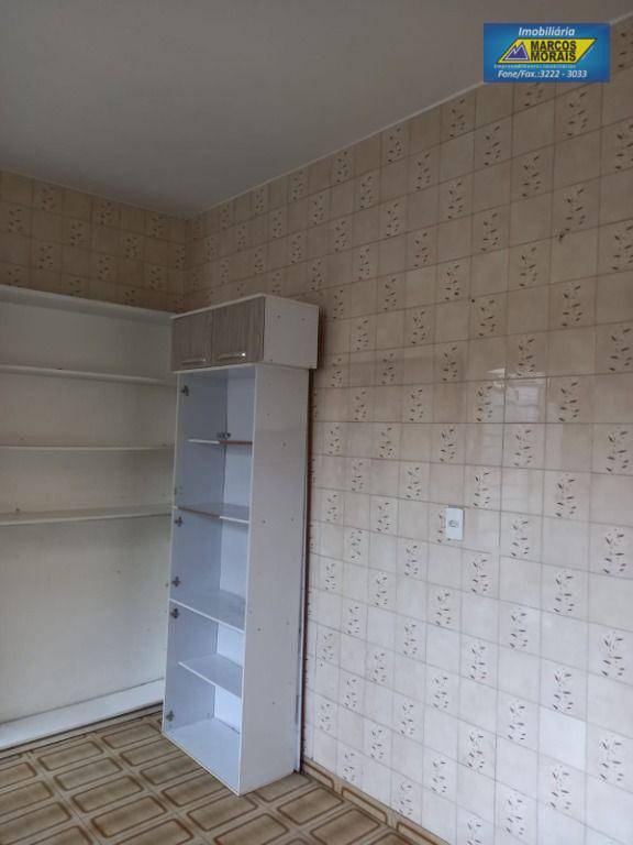 Casa à venda com 2 quartos, 175m² - Foto 7