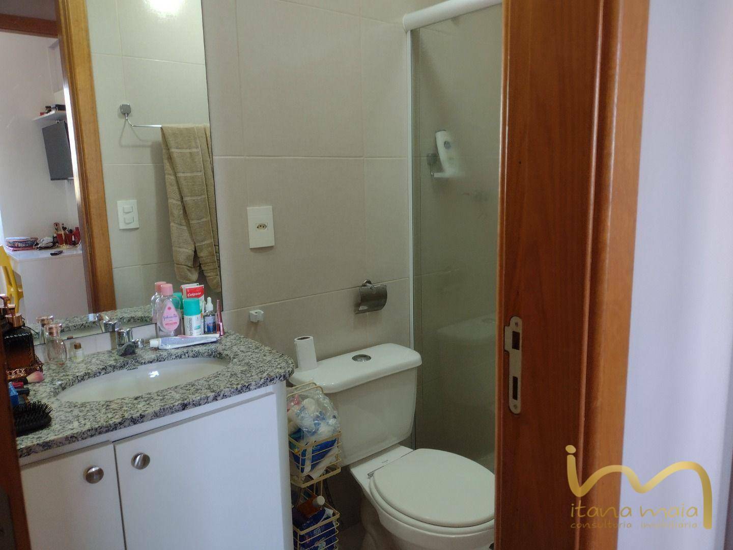 Apartamento à venda com 2 quartos, 80m² - Foto 7