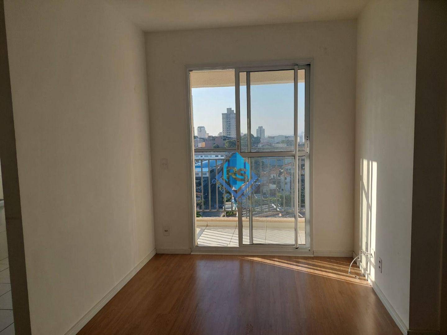 Apartamento para alugar com 2 quartos, 50m² - Foto 9