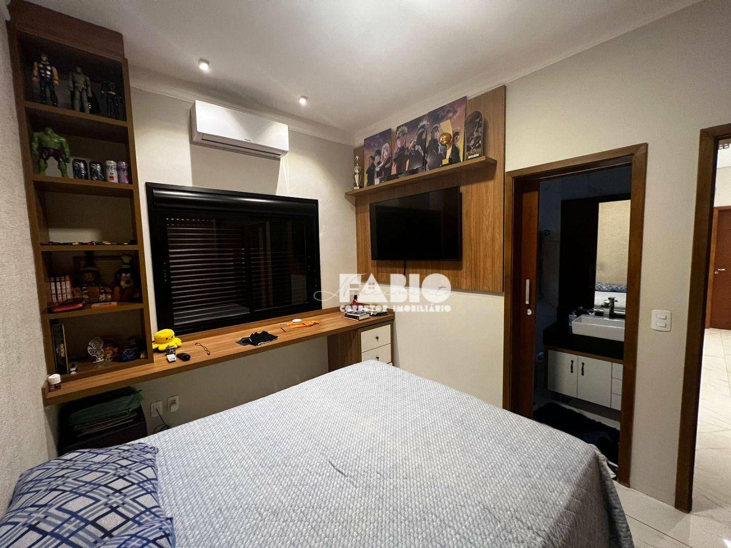 Casa de Condomínio à venda com 3 quartos, 250m² - Foto 4