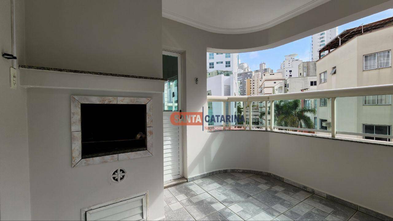 Apartamento para alugar com 2 quartos, 79m² - Foto 4