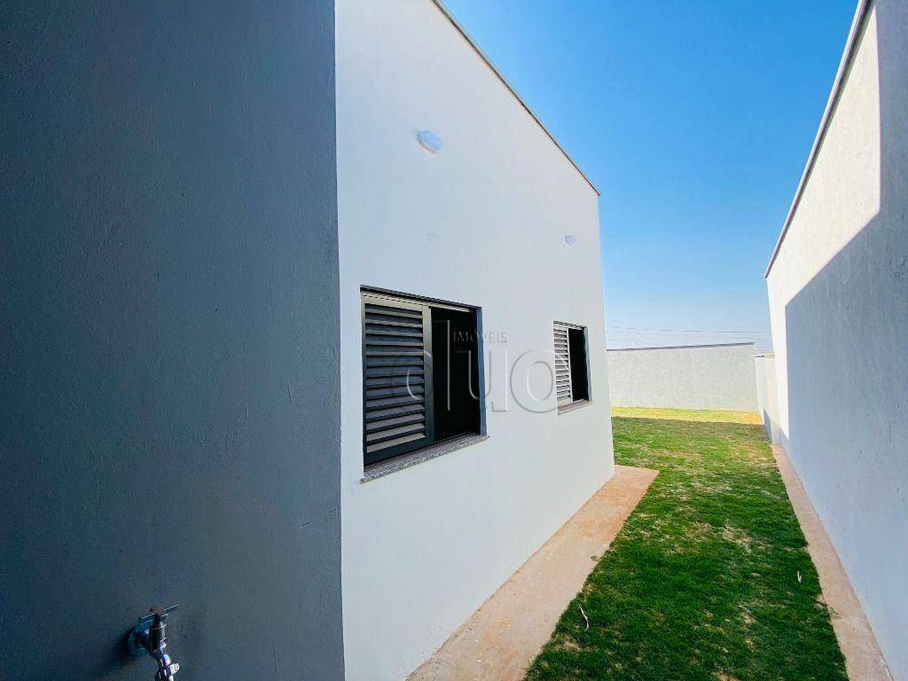 Casa à venda com 3 quartos, 99m² - Foto 26