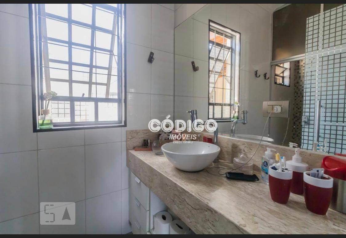 Sobrado à venda com 2 quartos, 218m² - Foto 9