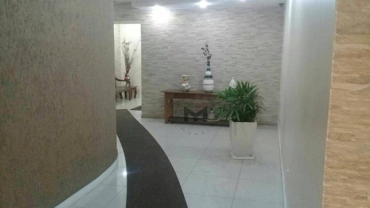 Apartamento à venda com 2 quartos, 78m² - Foto 2