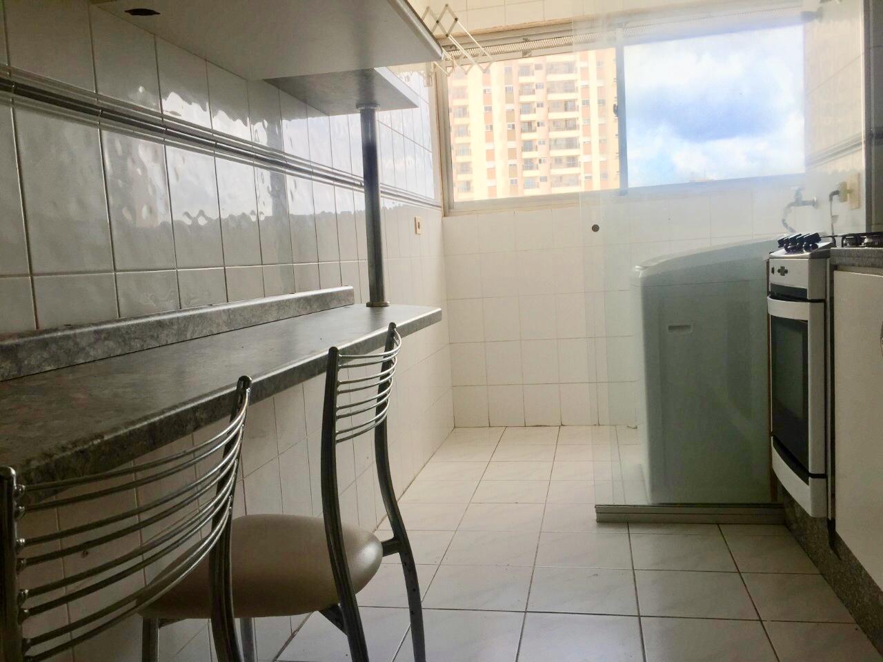 Apartamento à venda com 2 quartos, 58m² - Foto 11