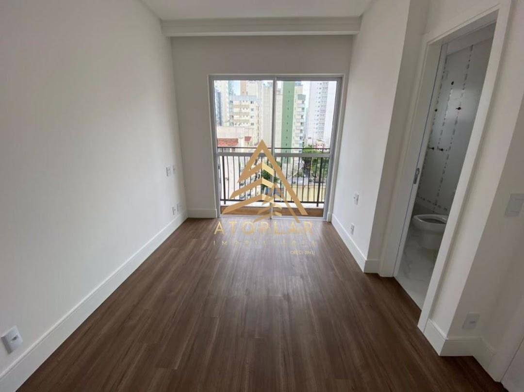 Apartamento à venda com 3 quartos, 172m² - Foto 7