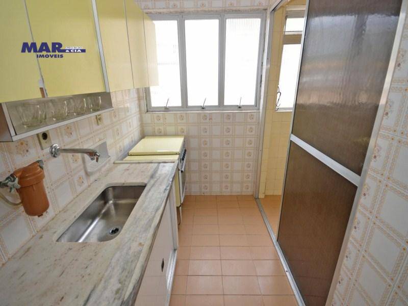 Apartamento à venda com 2 quartos, 70m² - Foto 7